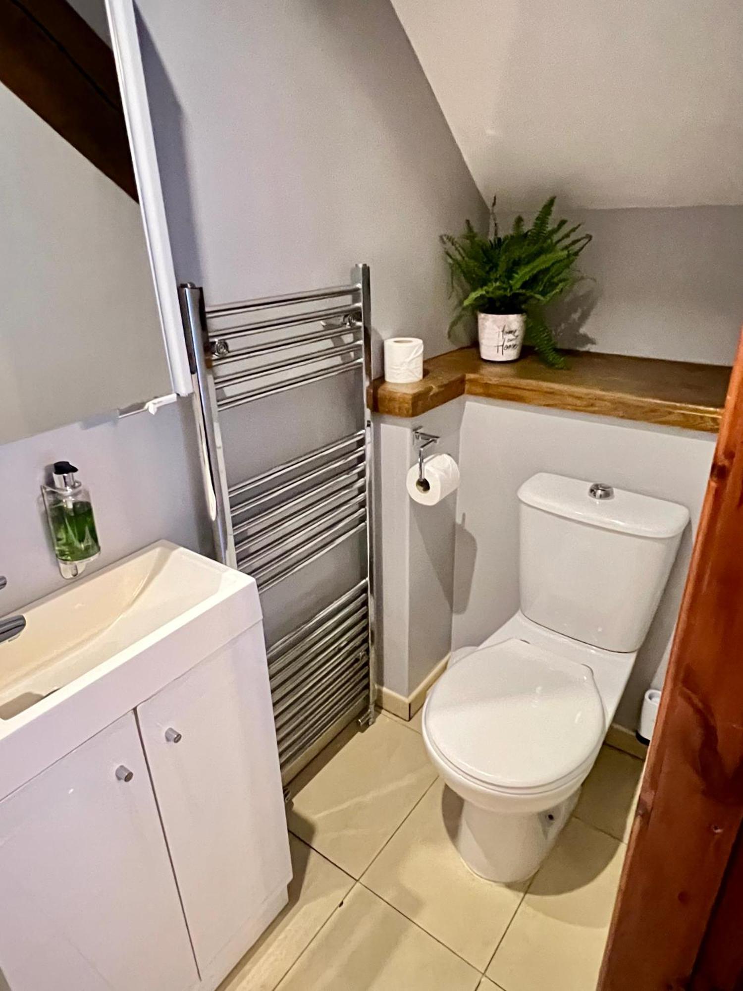 Cader Mountain View Cottage With Hot Tub In Snowdonia Долгеллау Экстерьер фото